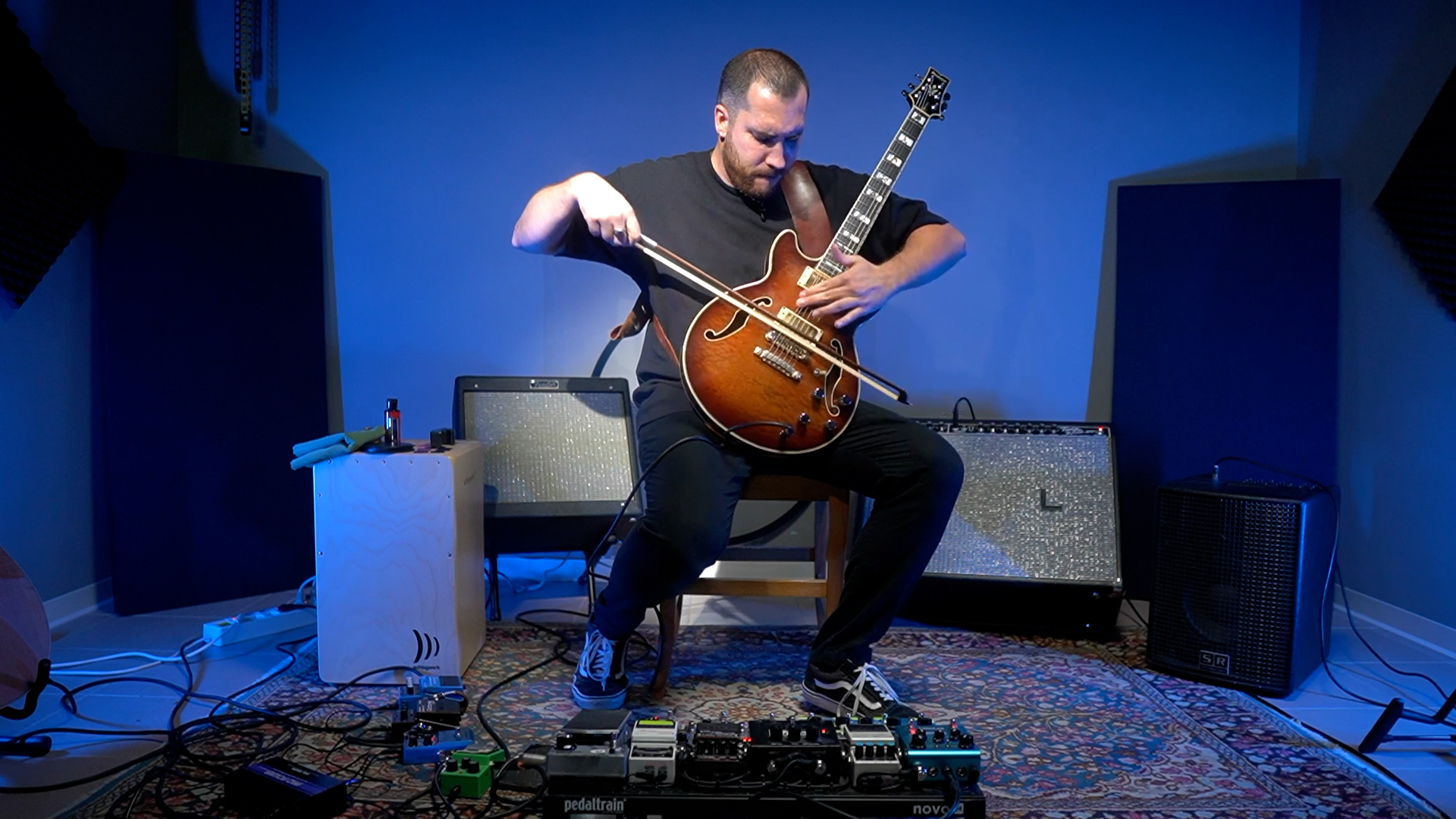 solo-concert in studio blue-hole